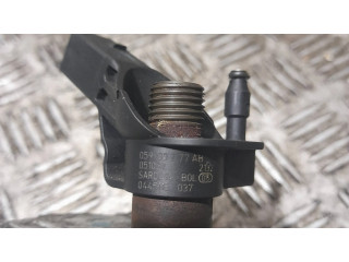 Vstřikovač 0445115037, 059130277AB   Audi A8 S8 D3 4E  pro naftový motor 3.0  