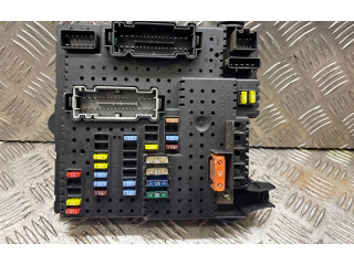 Блок предохранителей 30728512, 28017881   Volvo XC90    