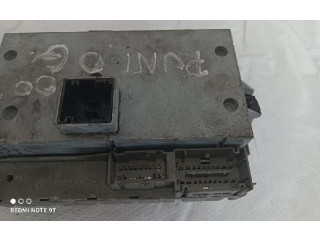   Pojistková skříňka 46774358   Fiat Punto (188) 1999