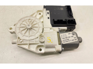 Панель приборов 1K5837401AS, 3C0959701C Volkswagen Golf VI