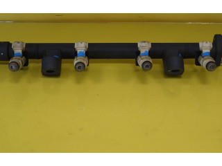 Магистральная трубка топлива       Hyundai Coupe   -  года   