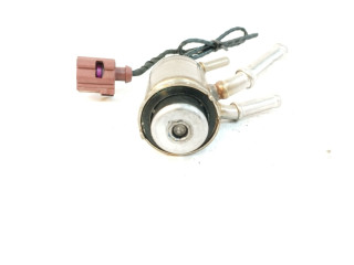 Vstřikovač 05L131113M Volkswagen Caddy DTRE