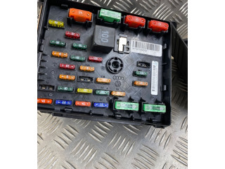 Pojistková skříňka 3C0971249 Volkswagen PASSAT 2010