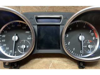 Панель приборов    Mercedes-Benz GL X166       