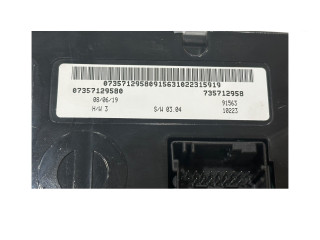 Блок управления климат-контролем 735712958, 07357129580   Fiat 500X