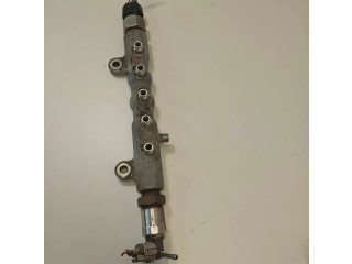 Топливная рампа 8945860010   Lexus IS 220D-250-350 2.2 