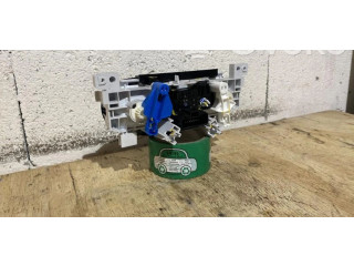 Блок управления климат-контролем 275105810R   Dacia Duster