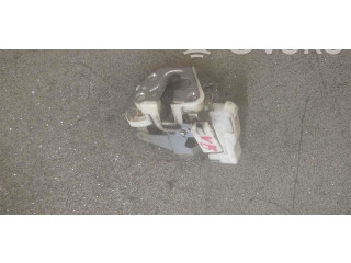 Zámek zadních dveří    Toyota Aygo AB10 2012