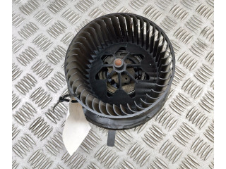 Вентилятор печки 1K2820015G, F997167J Audi Q3 8U