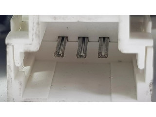 Моторчик заднего дворника 8200311486, 53026312    Renault Clio III