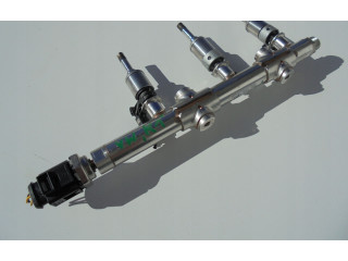 Vstřikovací lišta 04C133320F Volkswagen T-Roc