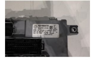   Pojistková skříňka 00519584720   Fiat Panda III 2011