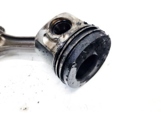 Поршень с шатуном Skoda Octavia Mk2 (1Z)