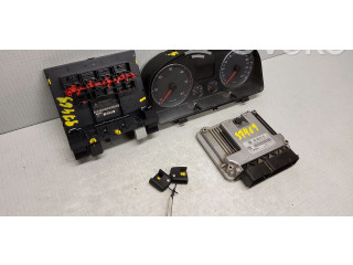 Řídící jednotka 03G906021PD, 0281014073   Volkswagen Caddy 2010