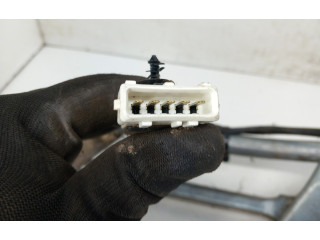 Моторчик дворников 95668914    Citroen Xantia