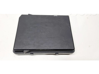 Блок предохранителей 284B74633R Renault Clio V