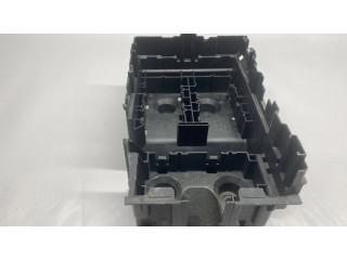 Pojistková skříňka 68239267 Chrysler Pacifica 2017