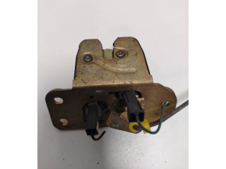 Zámek zadních dveří Volvo S40, V40 2001