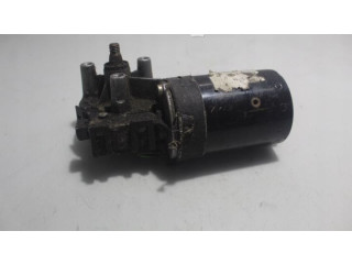 Двигатель стеклоочистителей