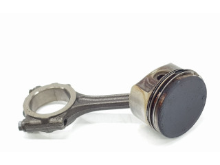  Поршень с шатуном D4F732 7701478732, 7701478732  Dacia Sandero  