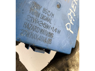 Pojistková skříňka MR445952, G8C500M Mitsubishi Pajero 2003