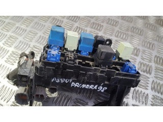 Блок предохранителей  71543087, 7154-3087   Nissan Primera    