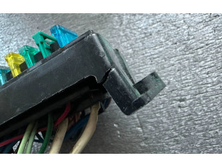 Řídící jednotka 24321V0300 Nissan Patrol 160 1986