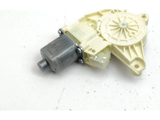 Генератор A2469065200, 933866101 Infiniti Q30