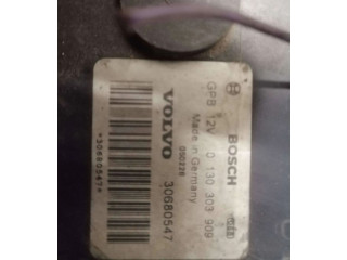 Вентилятор радиатора     30680547, 050228    Volvo V70 