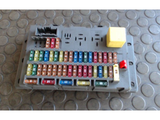 Блок предохранителей  YQE103138   Rover 75    