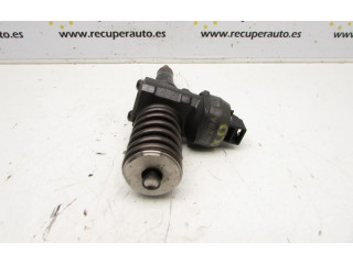 Vstřikovač 038130073AG   Volkswagen Polo IV 9N3     