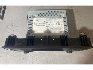 Радио/ проигрыватель CD/DVD / навигация 6V0035871D, 7N2X0136    Skoda Fabia Mk3 (NJ)