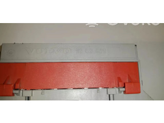 Блок предохранителей 9162439   Volvo XC90    