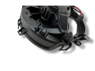 Вентилятор печки    T72370C, 5WC819021A   Volkswagen Golf VIII