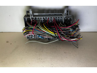   Pojistková skříňka 90240092, 90240665   Opel Astra F 1994