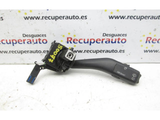 Включатель стеклоочистителей Seat Leon (1P)  2005 - 2012 года 1K0953519A      