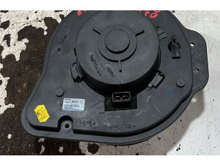 Вентилятор печки       Volvo C70