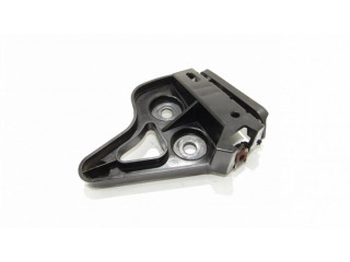 Задний держатель бампера