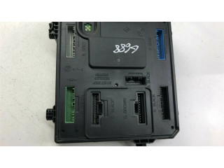 Блок управления 284B17715R, G688 Renault Megane III