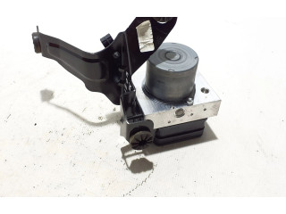 Блок АБС 32281466 Volvo XC40 - года