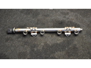 Топливная рампа 04E133320D   Volkswagen PASSAT B8  