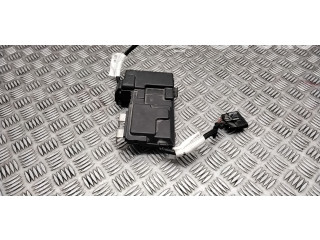 Блок предохранителей 31337182, 31327712   Volvo V70    