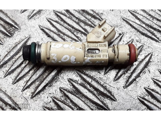 Форсунка yl8ec2b Ford Escape