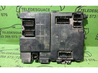 Блок предохранителей 9646023680   Peugeot 406    