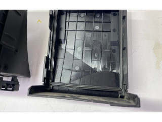   Pojistková skříňka 5N0937808   Volkswagen Tiguan 2013