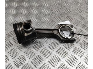  Поршень  31339777, 31401216  Volvo V60  