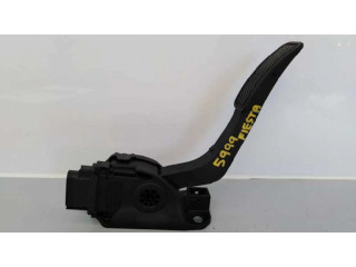 Педаль акселератора