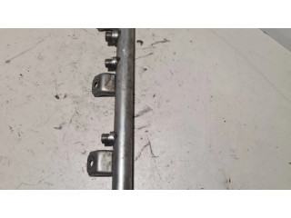 Vstřikovací lišta 7547599   BMW 7 F01 F02 F03 F04  pro benzínový motor 4.4  