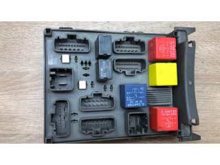 Pojistková skříňka 518002217 Renault Laguna II 2005