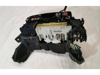 Pojistková skříňka 7379R0A2, 0118H223 Toyota Avensis T270 2012